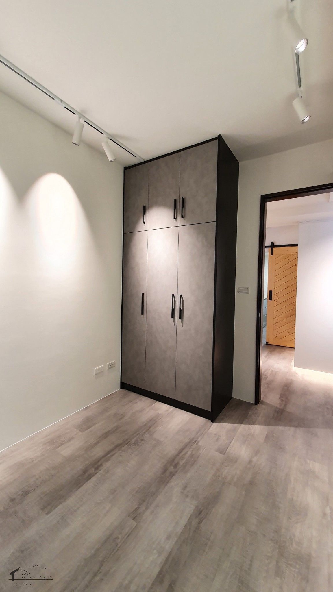 現代極簡 桃園中壢林宅-新成屋